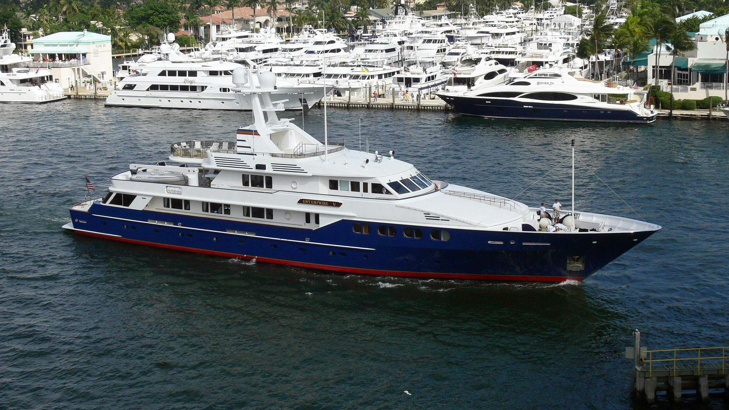 Watch Video for CHANTAL MA VIE Yacht for Charter