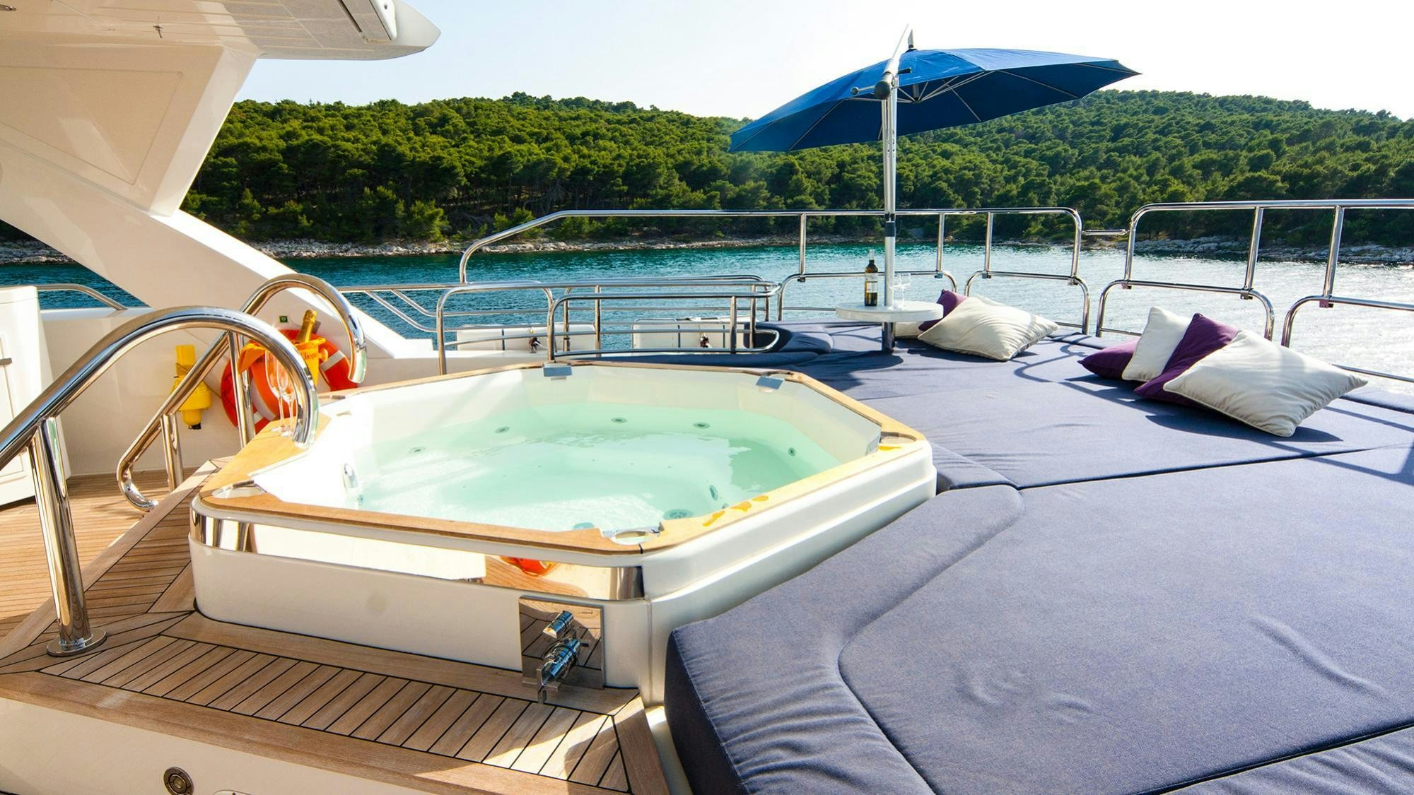 a pool on a boat aboard ARAGO Yacht for Charter