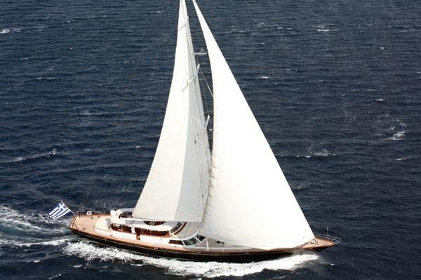Watch Video for GITANA Yacht for Charter