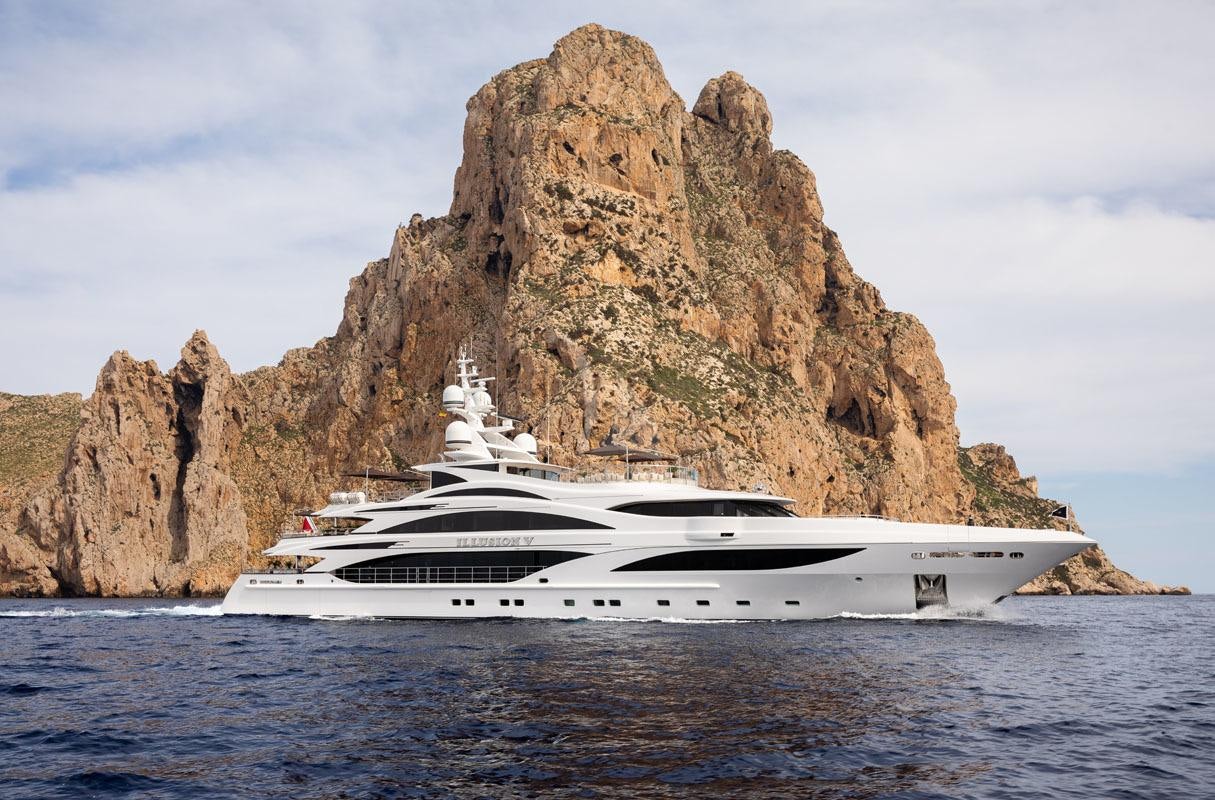 Watch Video for ILLUSION V Yacht for Charter