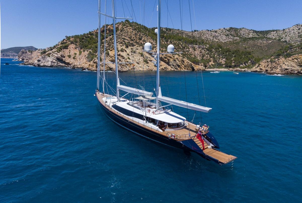 Q Yacht for Charter | 169' 9