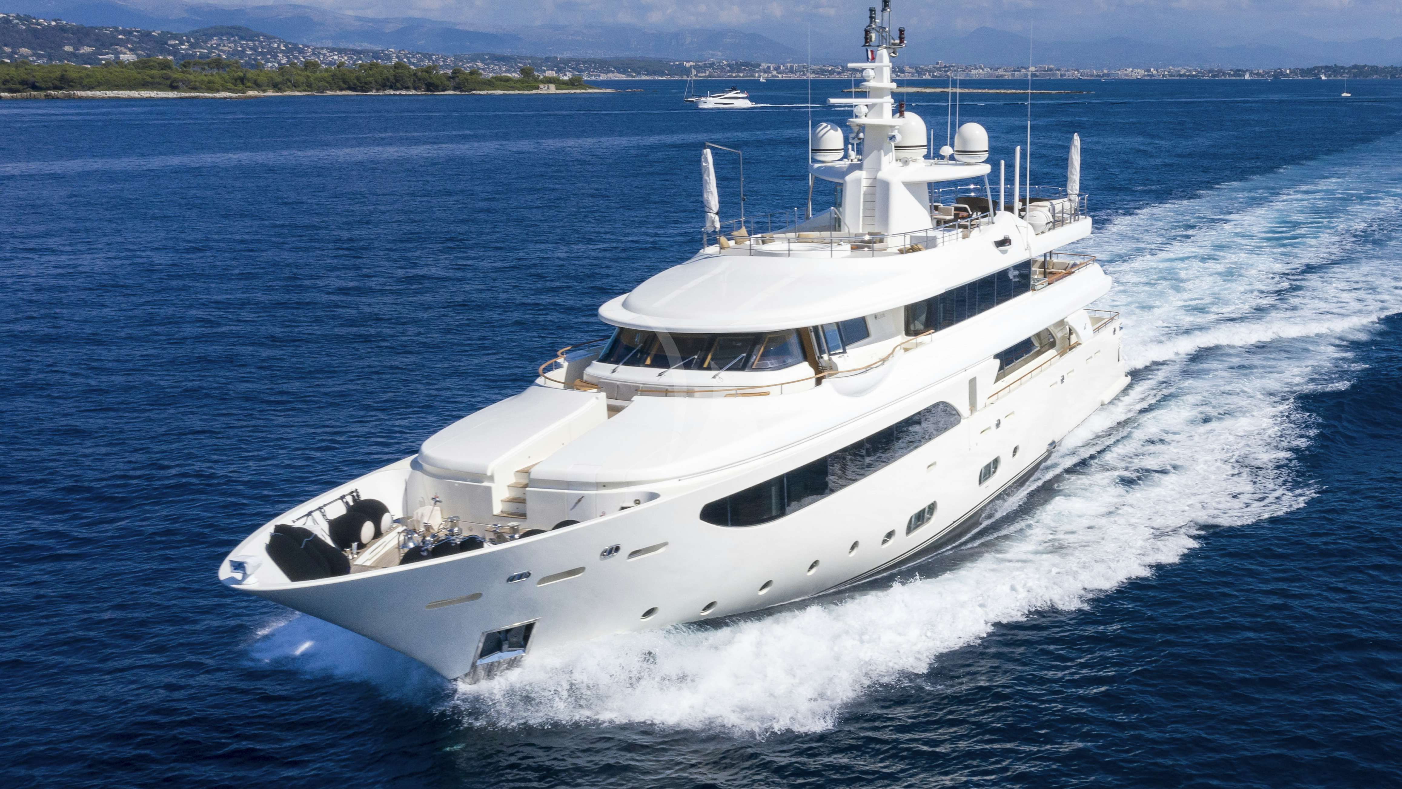 Watch Video for O'LION Yacht for Charter