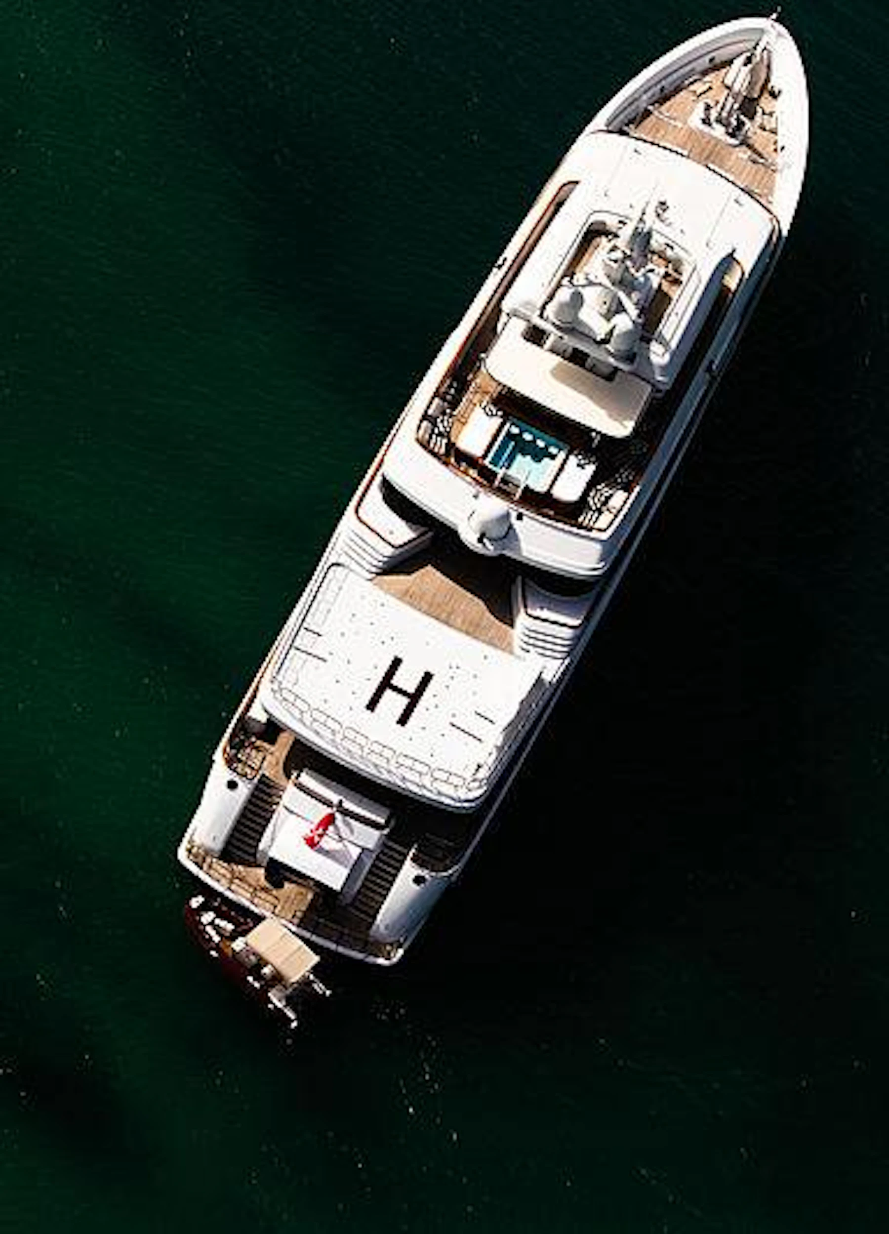NOMAD yacht charter 3