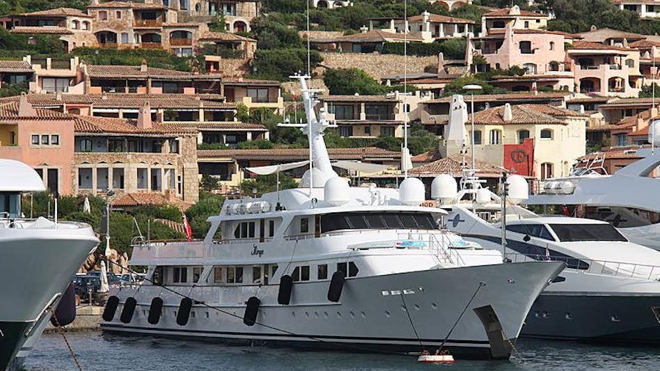 Watch Video for MIRAGE Yacht for Charter