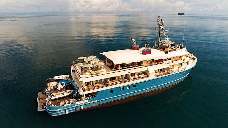 Watch Video for KUDANIL EXPLORER Yacht for Charter