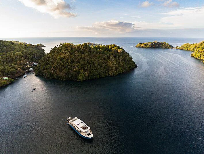 a boat sailing on the sea aboard KUDANIL EXPLORER Yacht for Charter