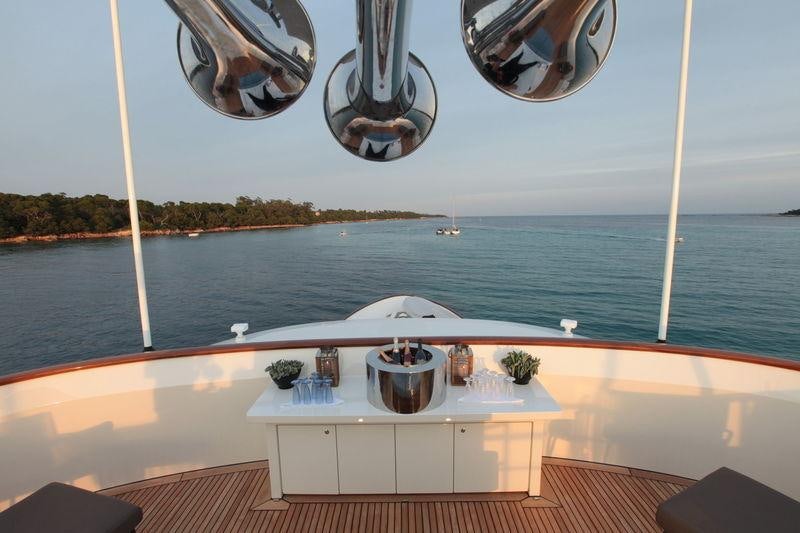 a table on a boat aboard ROBBIE BOBBY Yacht for Charter