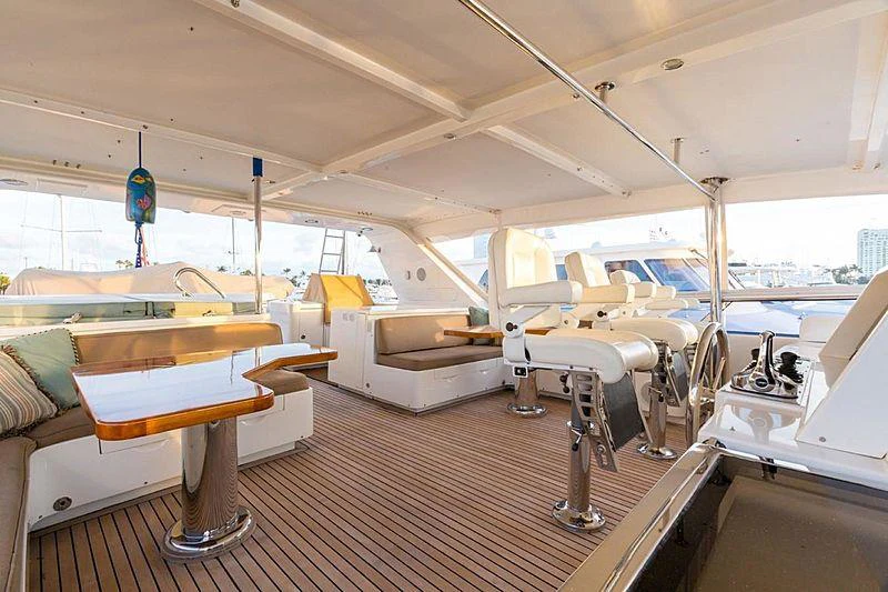 inside of a boat aboard ENDLESS SUMMER Yacht for Charter