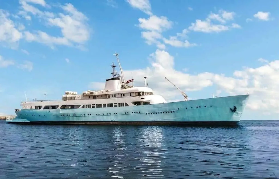 ROSE Yacht for Sale in Panama City | 211' (64.44m) 1959 Brodogradiliste ...