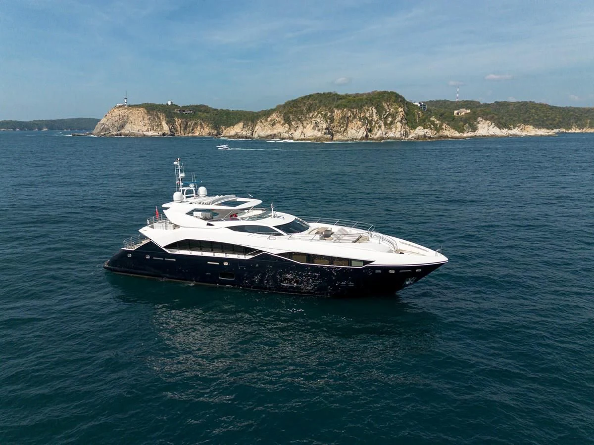 Watch Video for M5 Yacht for Sale