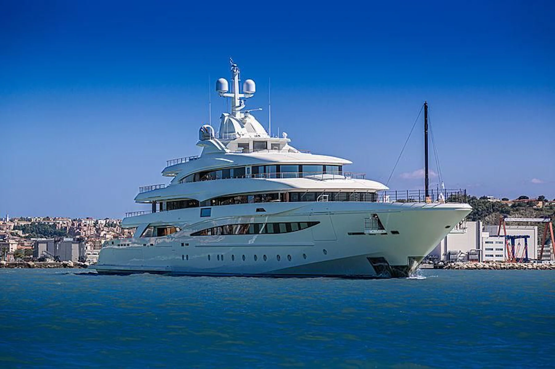 MIMTEE yacht charter 2