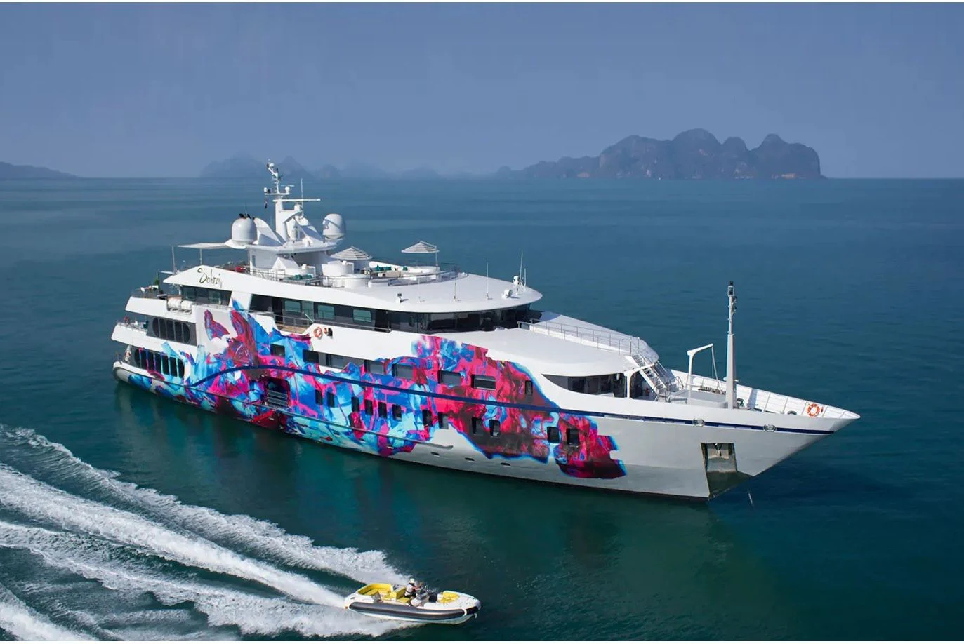 Watch Video for SALUZI Yacht for Charter