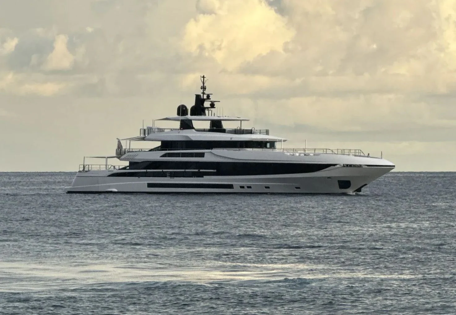 Watch Video for DOKINHA Yacht for Charter