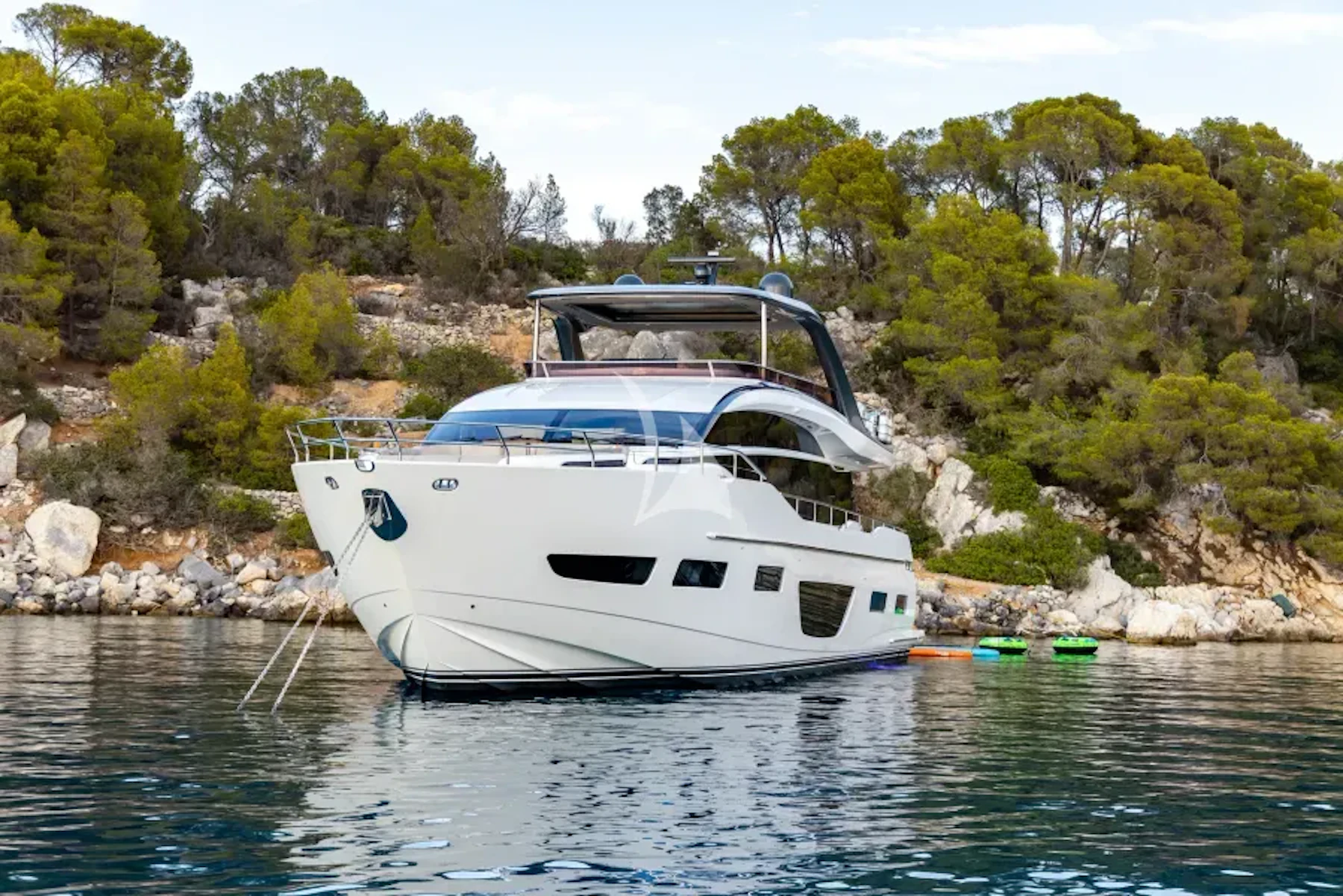 VISTA yacht charter 4