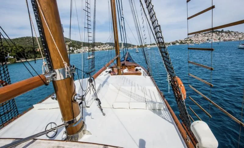 a boat with ropes on the front aboard BLUE DREAM Yacht for Sale