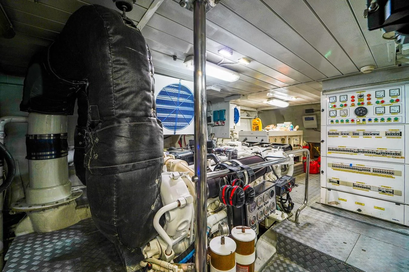 a large metal object in a factory aboard AZIMUT 80 2003 Yacht for Sale