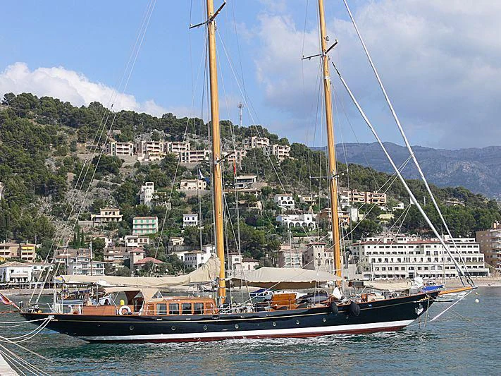 a boat in the water aboard ASCHANTI IV OF VEGESACK Yacht for Sale
