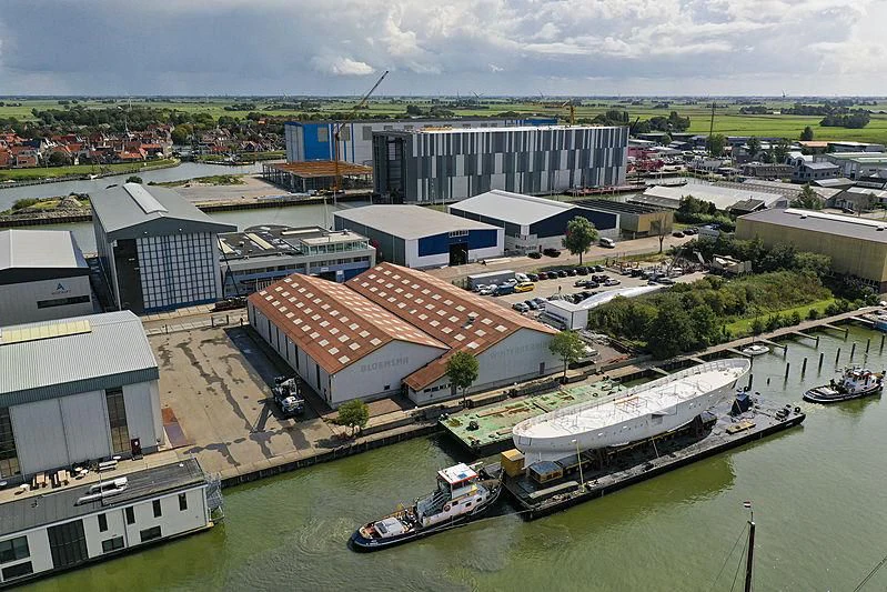 a city with boats and buildings aboard ISTROS Yacht for Sale