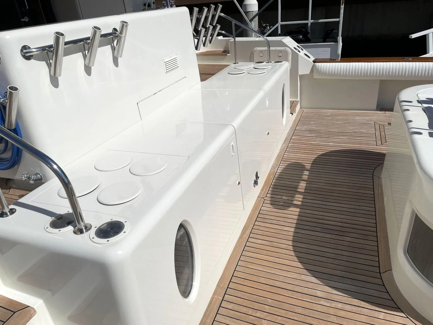a white washing machine aboard AFTER MIDNIGHT Yacht for Sale
