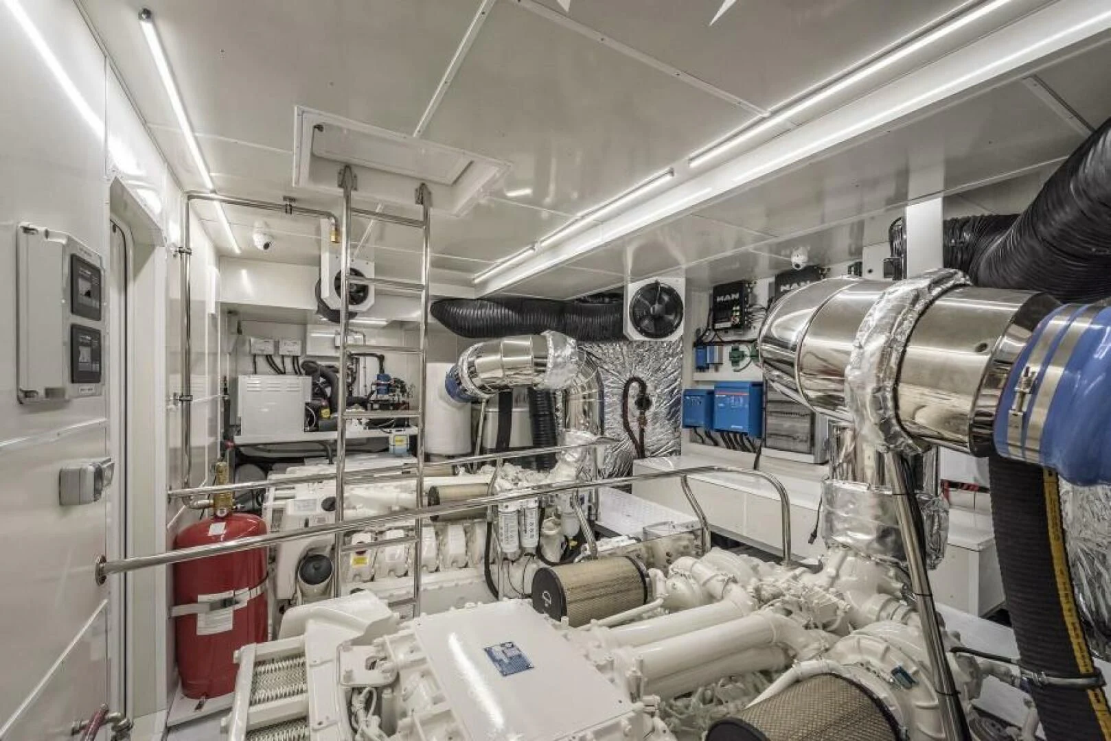 a room with machinery aboard NUMARINE 22XP/07 Yacht for Sale