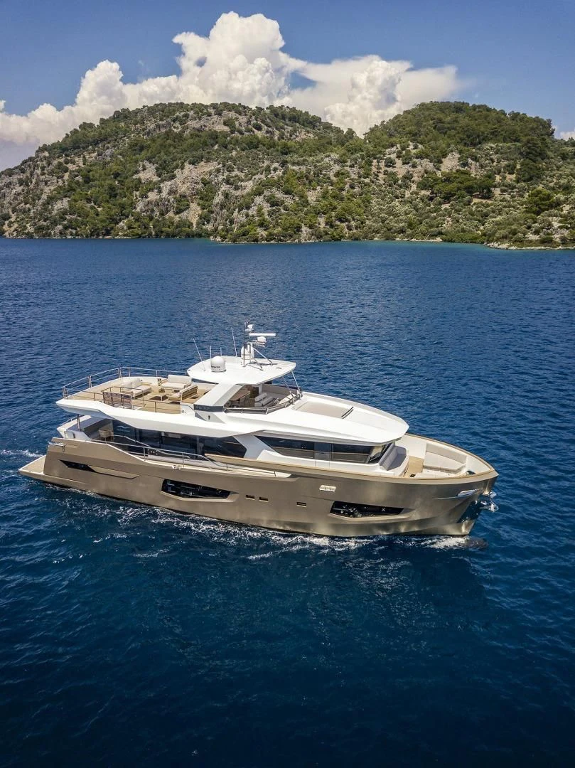 a boat on the water aboard NUMARINE 22XP/07 Yacht for Sale