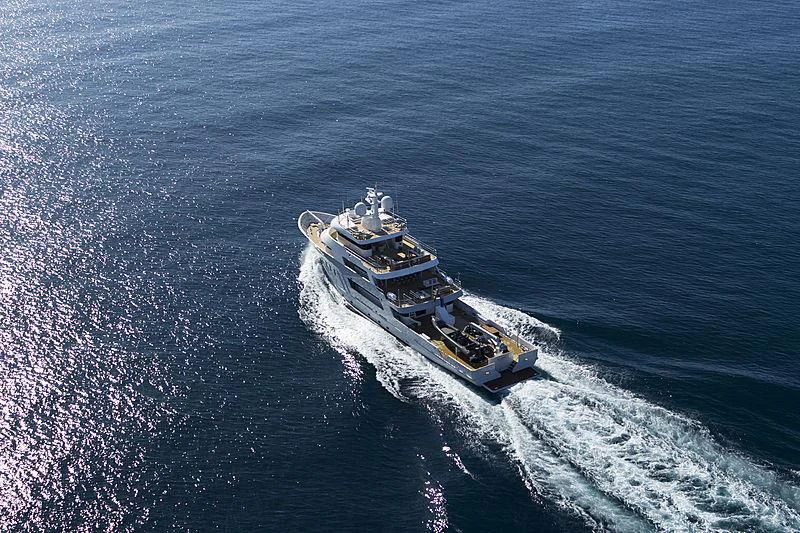 a boat in the water aboard MASQUENADA Yacht for Sale