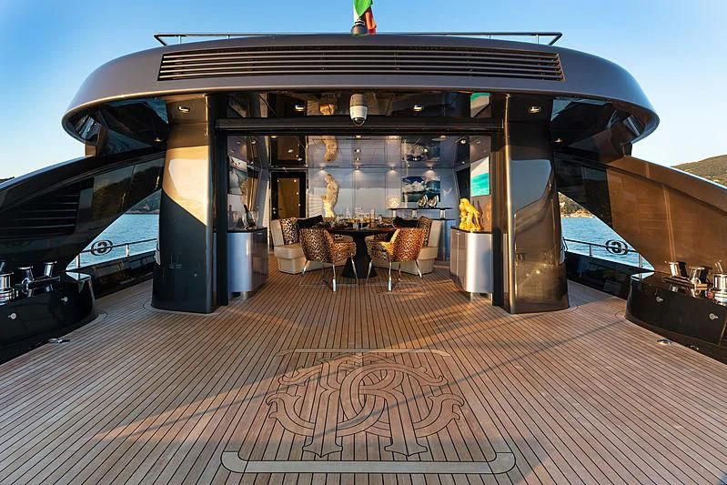 a large machine with a large round top aboard FREEDOM Yacht for Sale
