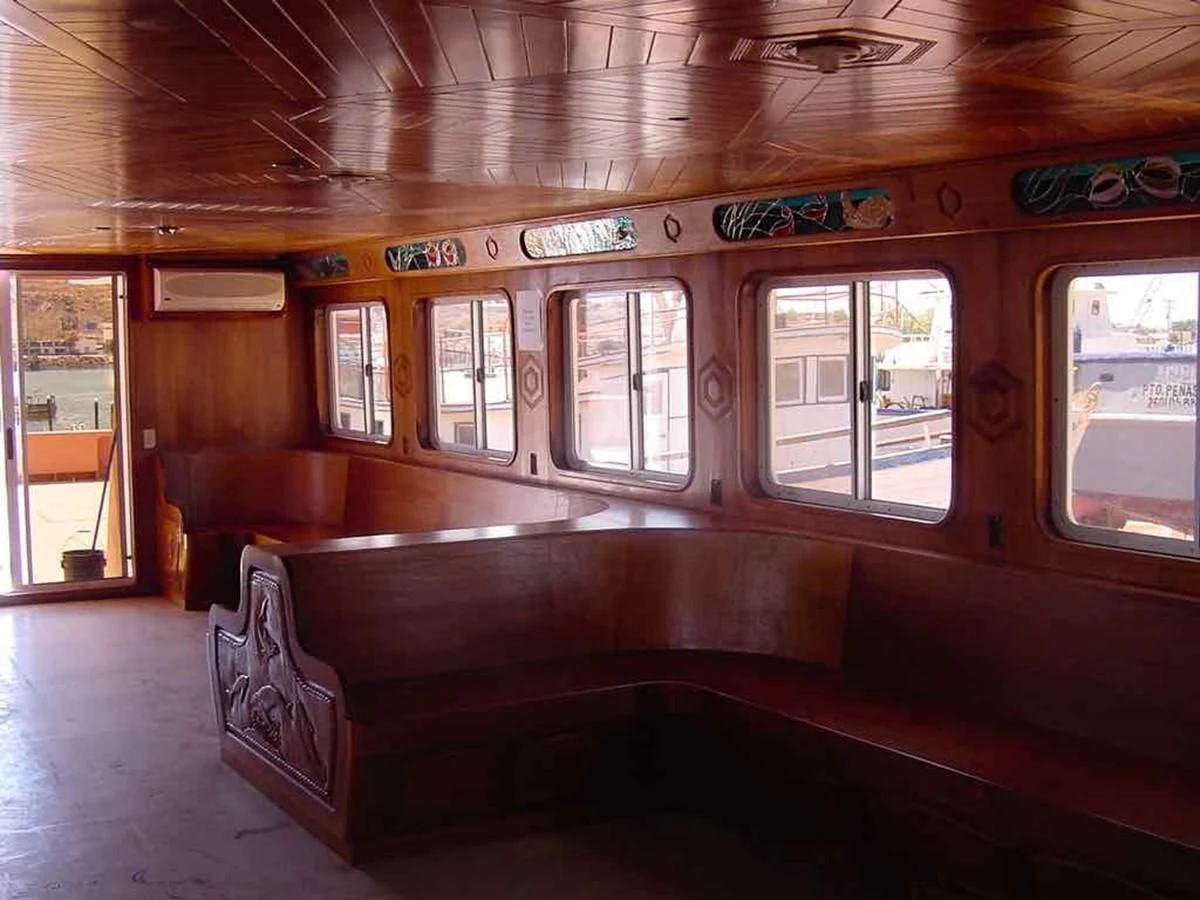 a train car with a bench aboard PRINCIPE DEL MAR Yacht for Sale