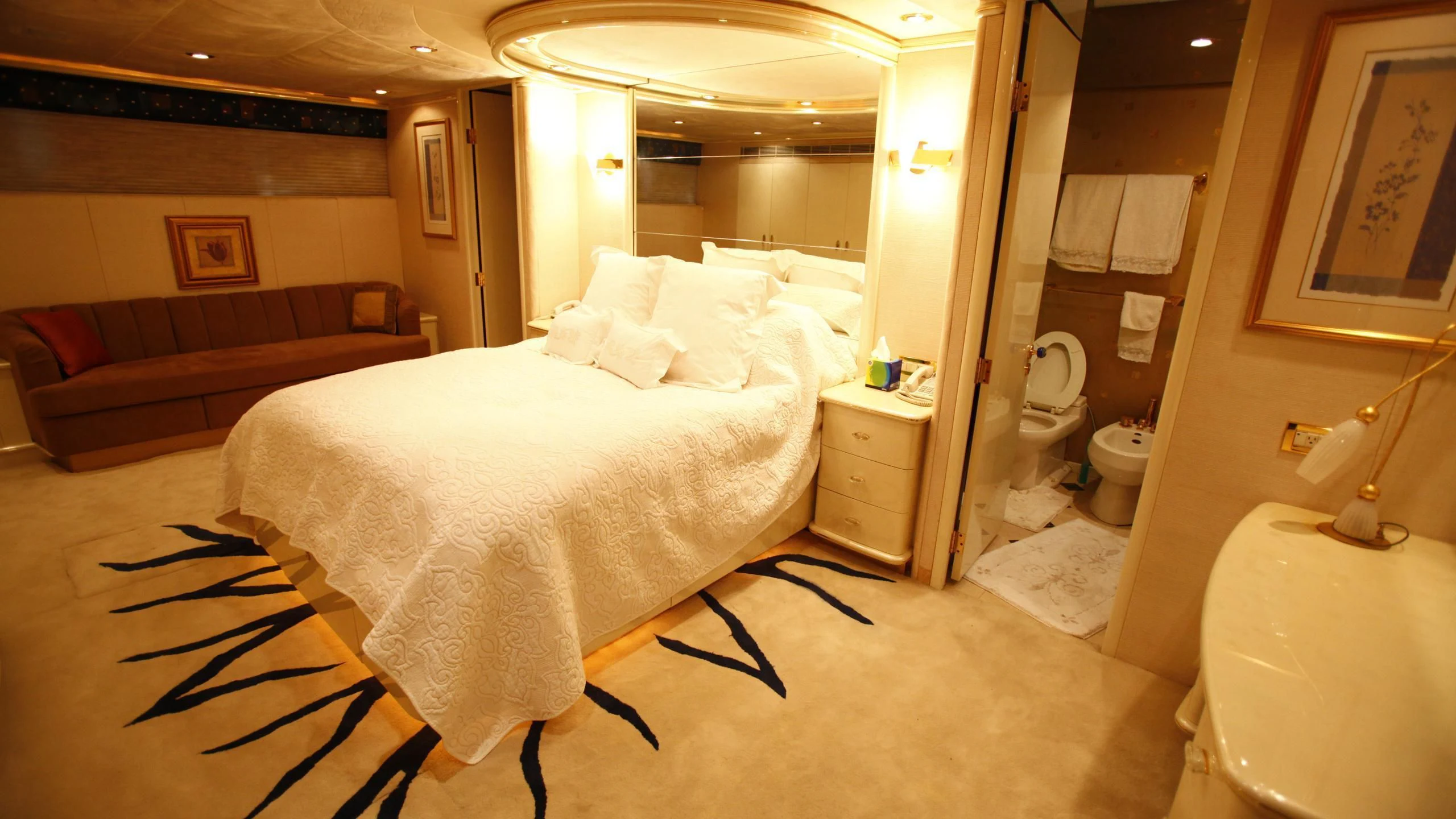 a large hotel room aboard TAMTEEN Yacht for Sale