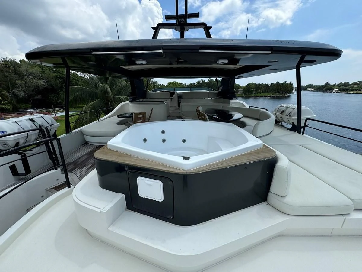 a large white tub on a boat aboard AZIMUT 100/32 Yacht for Sale