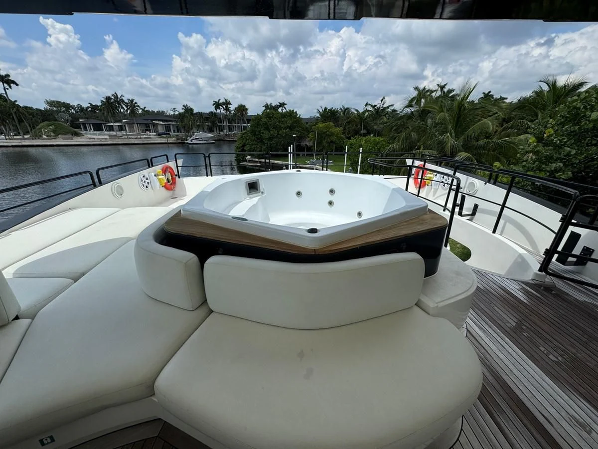 a white bathtub on a deck aboard AZIMUT 100/32 Yacht for Sale