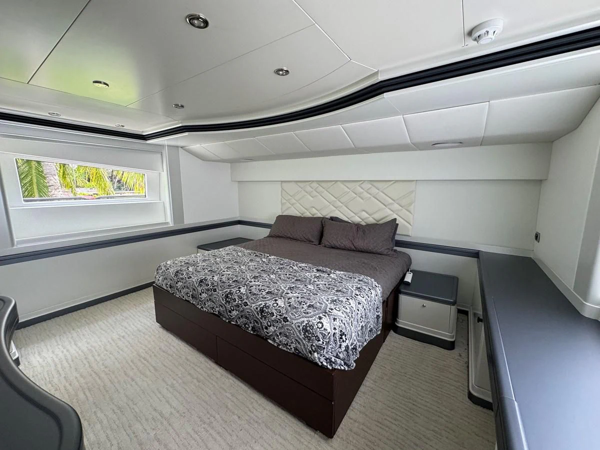 a bed in a room aboard AZIMUT 100/32 Yacht for Sale