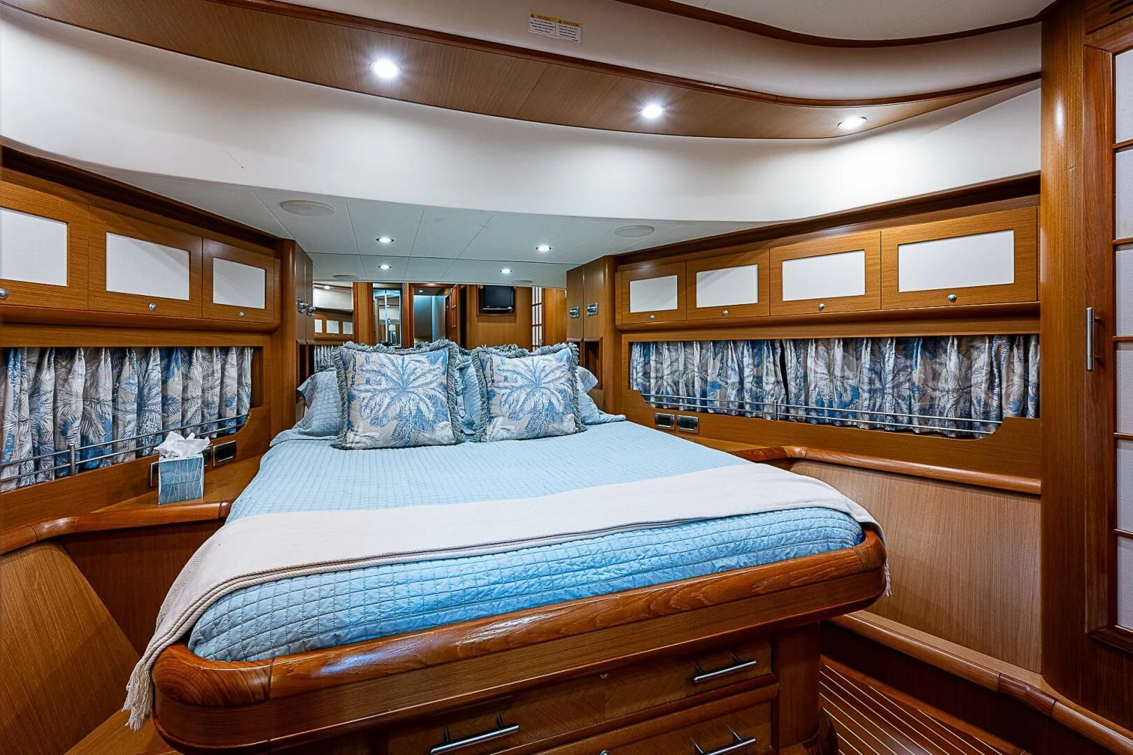 a bed in a room aboard KNOT NANNY'S Yacht for Sale