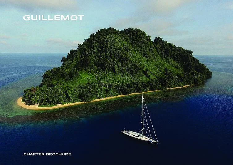 a boat sailing on the sea aboard GUILLEMOT Yacht for Sale