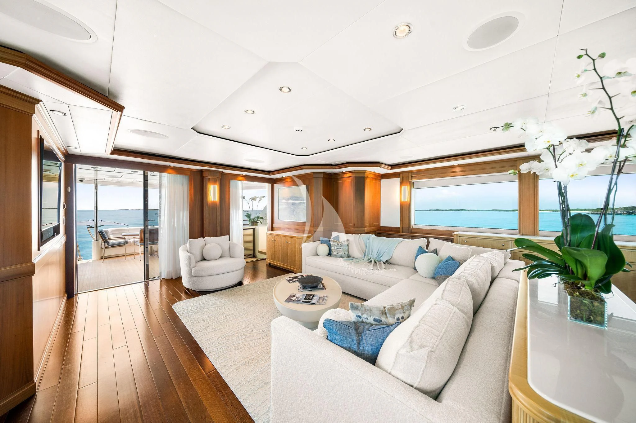 a living room with a large ceiling aboard BLACK SHEEP Yacht for Sale