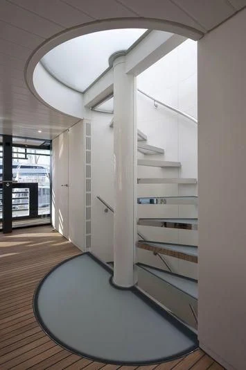 a room with a large white shelf aboard OCEAN SAPPHIRE Yacht for Sale
