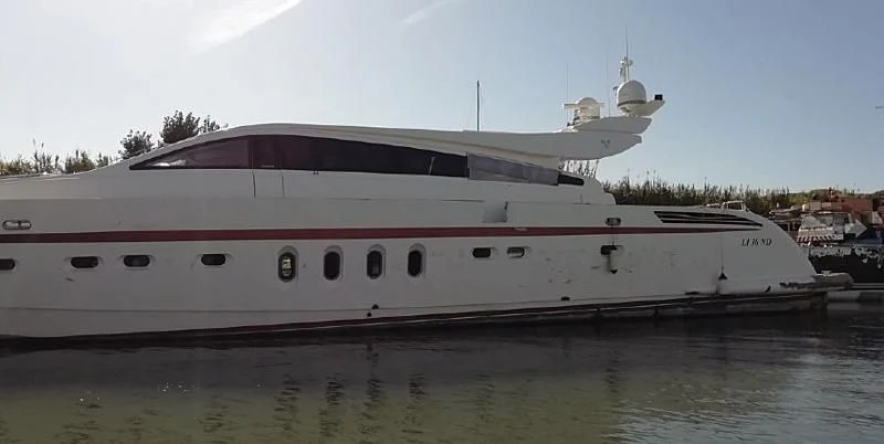 a boat on the water aboard MAR DI GIAVA Yacht for Sale