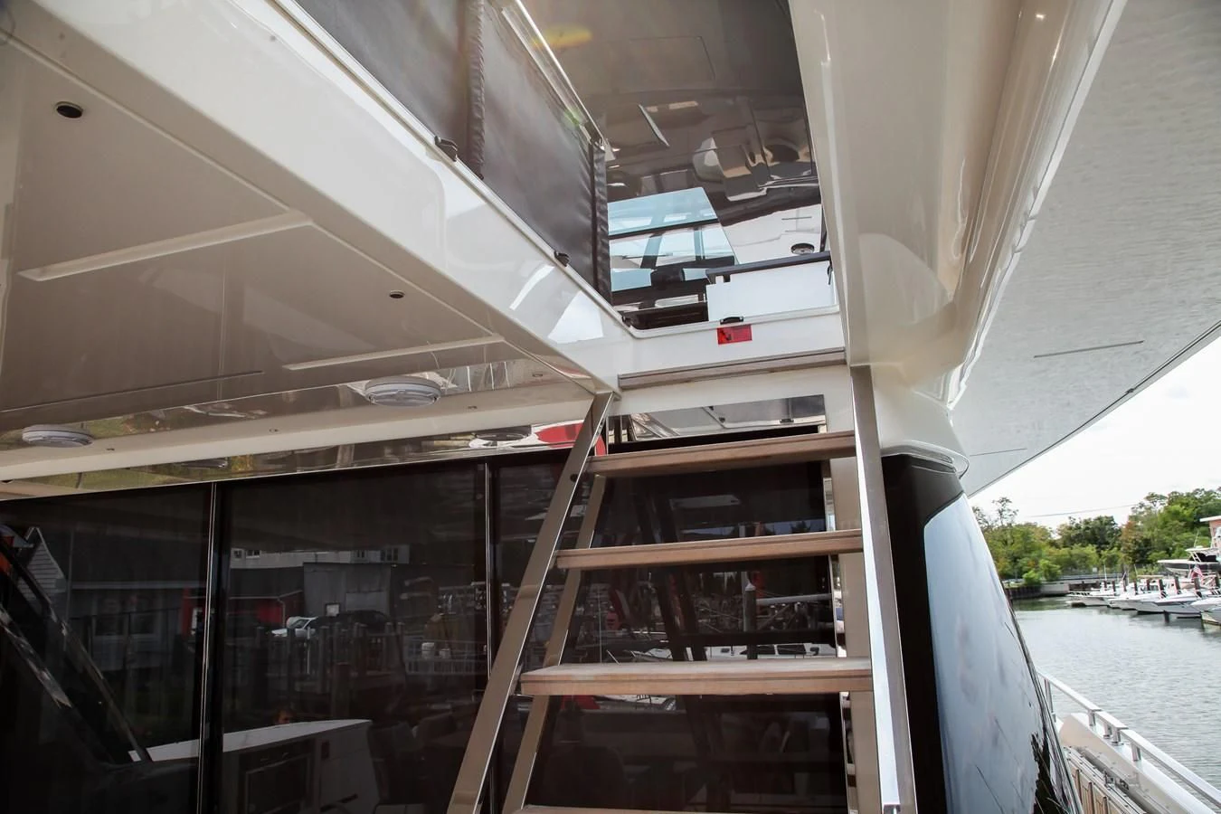 inside of a boat aboard SUNSATION Yacht for Sale
