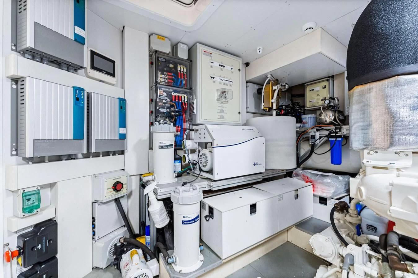 a room with medical equipment aboard SUNSATION Yacht for Sale