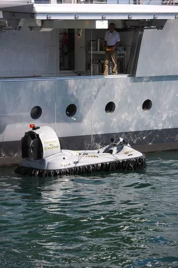 a boat in the water aboard FALCO MOSCATA Yacht for Sale