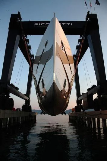 a boat on the water aboard FALCO MOSCATA Yacht for Sale