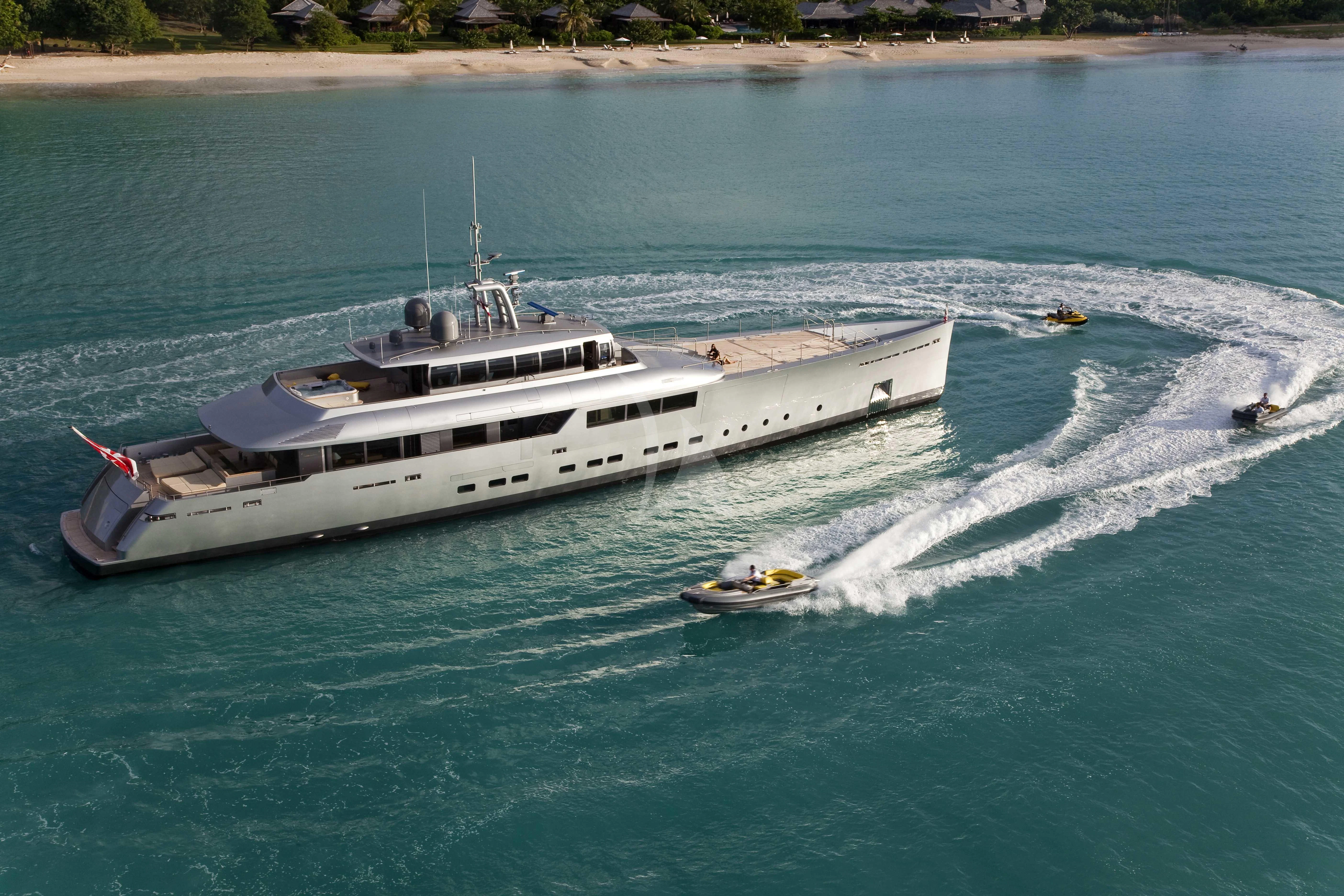 a boat on the water aboard FALCO MOSCATA Yacht for Sale