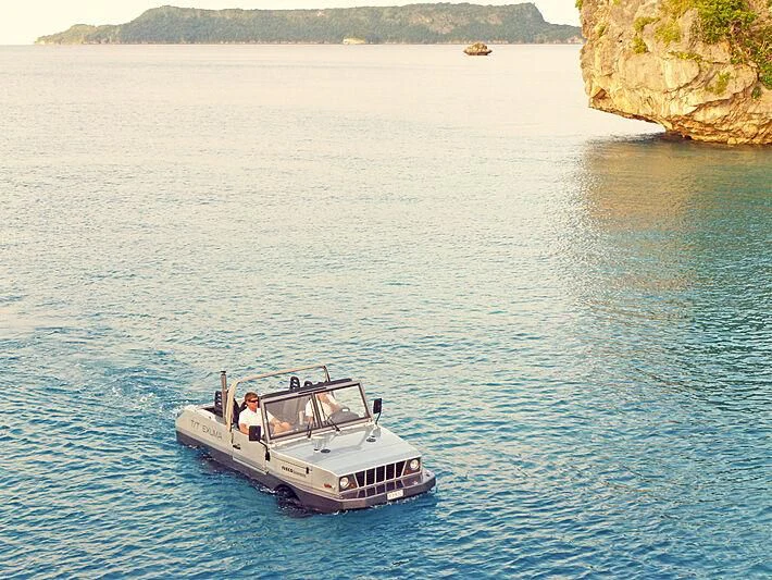 a boat sailing on the water aboard FALCO MOSCATA Yacht for Sale