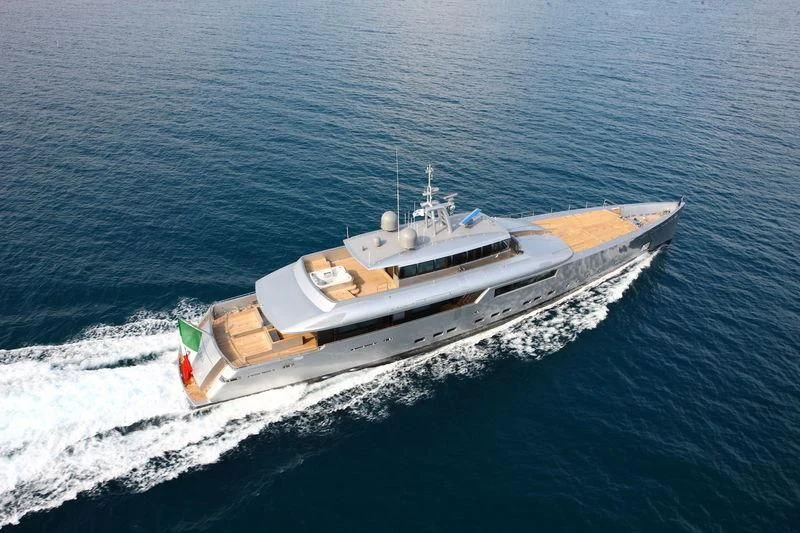 a boat on the water aboard FALCO MOSCATA Yacht for Sale