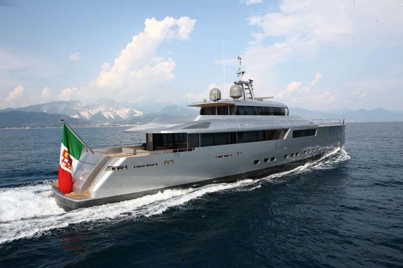 a boat on the water aboard FALCO MOSCATA Yacht for Sale