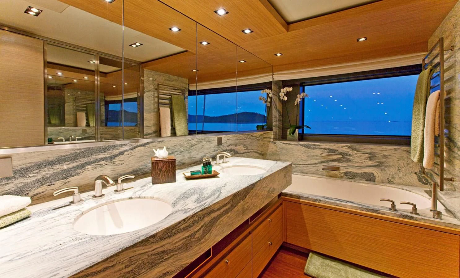 a bathroom with a large jacuzzi tub aboard FALCO MOSCATA Yacht for Sale