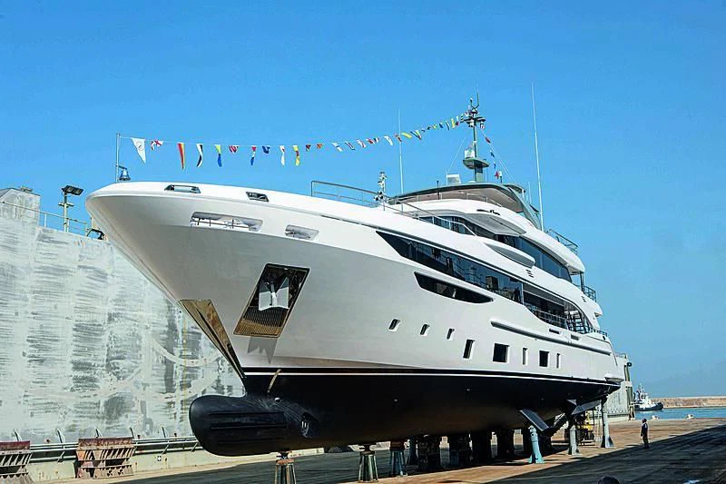 a large ship with a crane on top aboard DONNA SANTA DUE Yacht for Sale