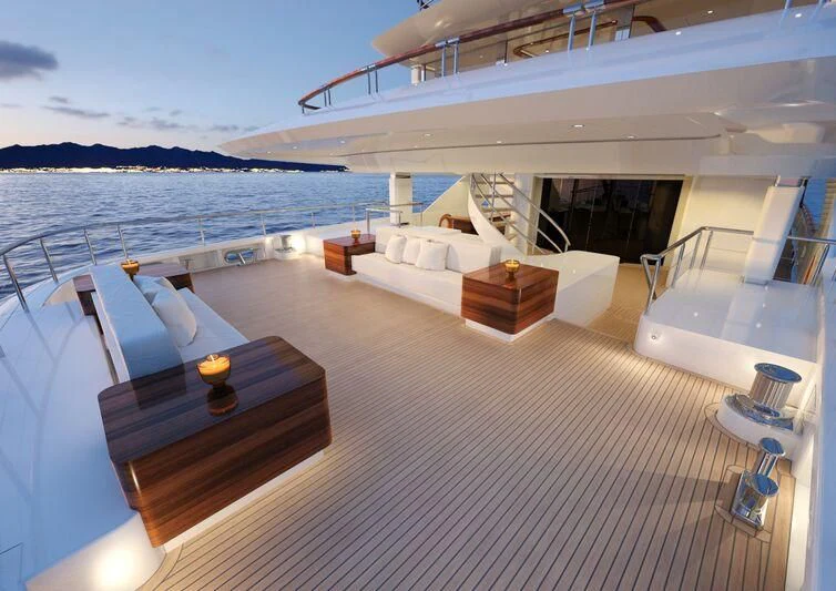 a boat on the water aboard BURGER 180 HULL 02 Yacht for Sale