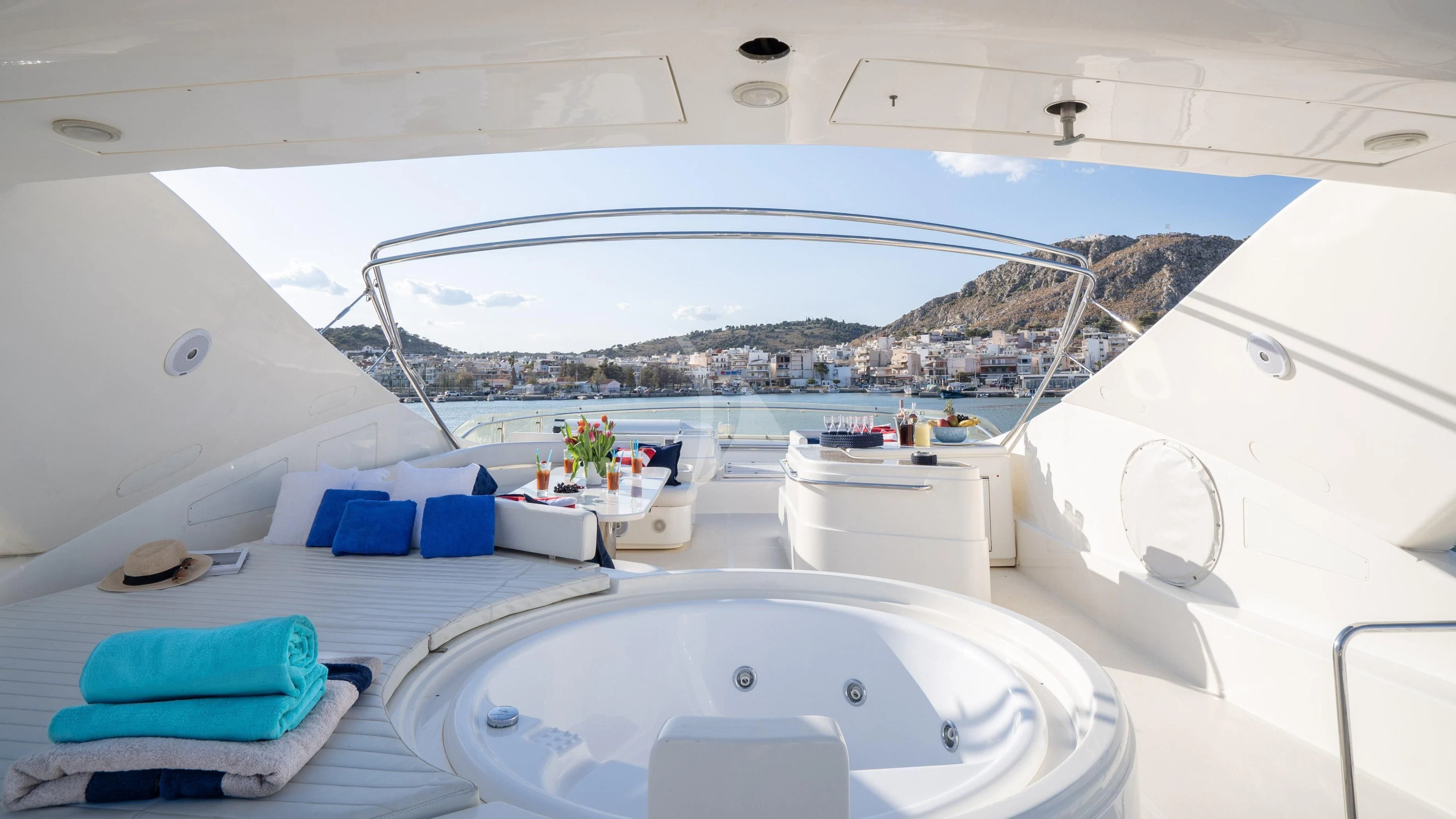 a large white tub in a room aboard ESTIA YI Yacht for Sale