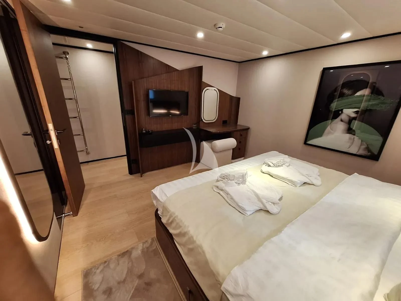 a hotel room with a bed aboard DE LOVE Yacht for Charter